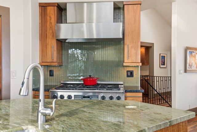 1627 NW Summit Drive, Bend, OR 97703