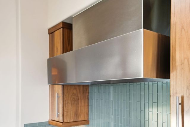 1627 NW Summit Drive, Bend, OR 97703