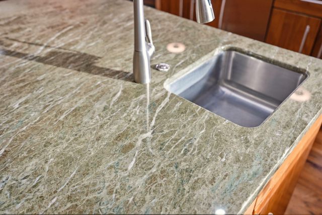 1627 NW Summit Drive, Bend, OR 97703