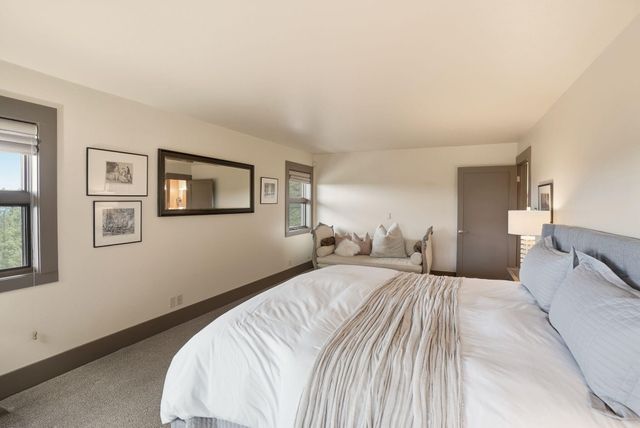 1627 NW Summit Drive, Bend, OR 97703