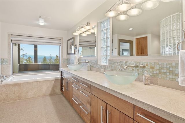 1627 NW Summit Drive, Bend, OR 97703