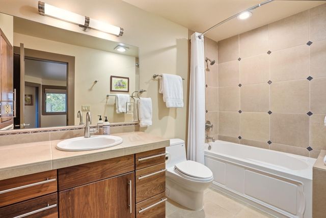 1627 NW Summit Drive, Bend, OR 97703