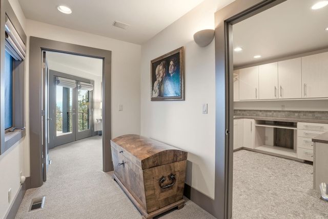 1627 NW Summit Drive, Bend, OR 97703