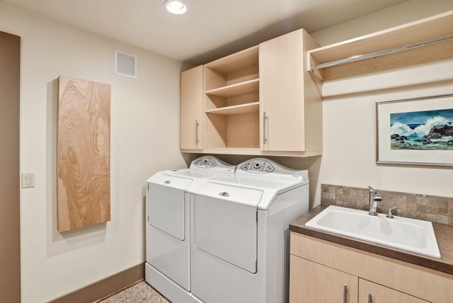 1627 NW Summit Drive, Bend, OR 97703