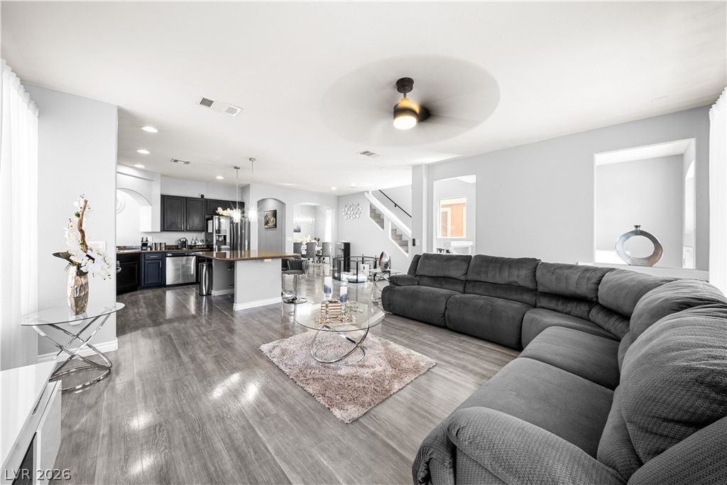 9420 Logan Ridge Court, Las Vegas, NV 89139 — photo 5