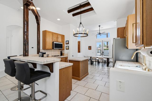 53305 Avenida Madero, La Quinta, CA 92253