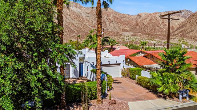 53305 Avenida Madero, La Quinta, CA 92253