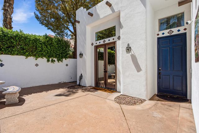 53305 Avenida Madero, La Quinta, CA 92253
