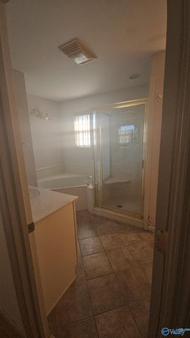 80 Wagnon Ferry Road, Gadsden, AL 35901