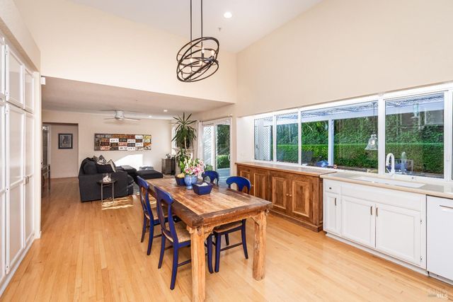 4125 Fireside Ct, Napa, CA 94558