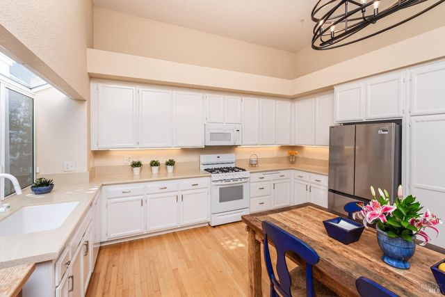 4125 Fireside Ct, Napa, CA 94558