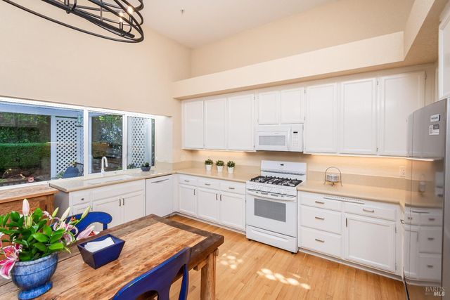 4125 Fireside Ct, Napa, CA 94558