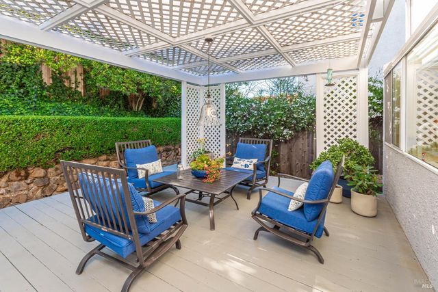 4125 Fireside Ct, Napa, CA 94558