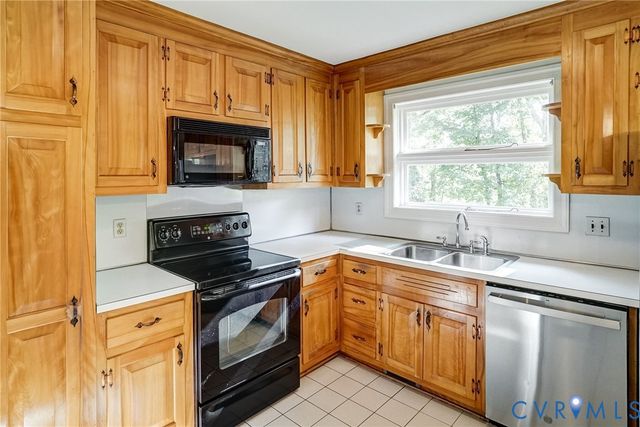1407 W Monmouth Ct, Henrico, VA 23238
