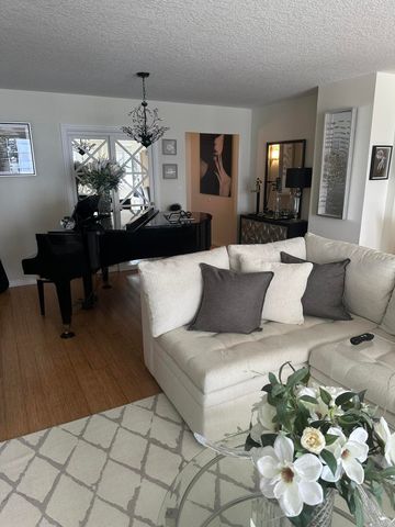 1208 Marine Way 204, North Palm Beach, FL 33408