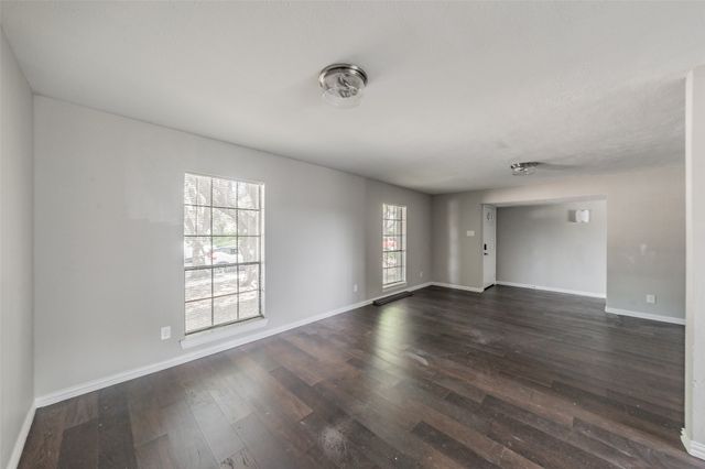 6422 Faircove Circle, Garland, TX 75043