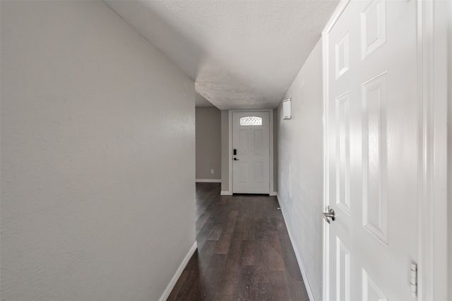 6422 Faircove Circle, Garland, TX 75043