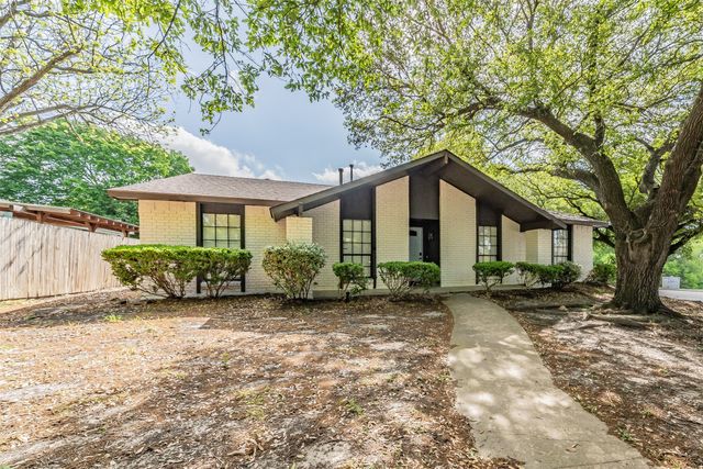 6422 Faircove Circle, Garland, TX 75043