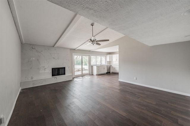 6422 Faircove Circle, Garland, TX 75043