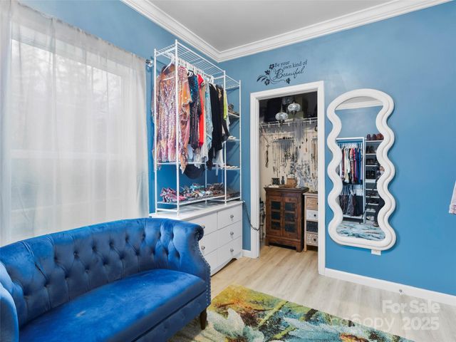 83 Moss Hill Drive, Hendersonville, NC 28792