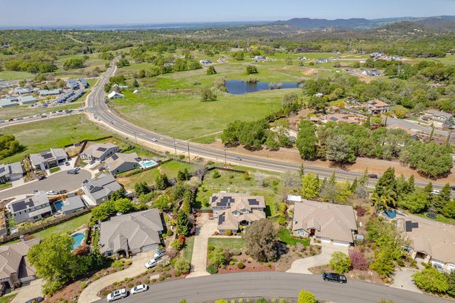 3521 Foxmore Ln, Rescue, CA 95672