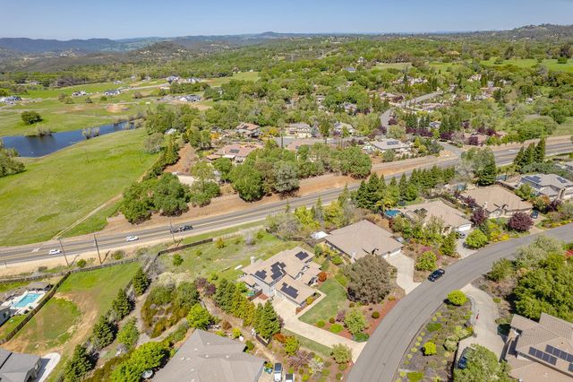 3521 Foxmore Ln, Rescue, CA 95672
