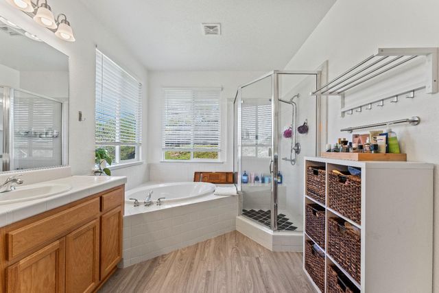 3521 Foxmore Ln, Rescue, CA 95672