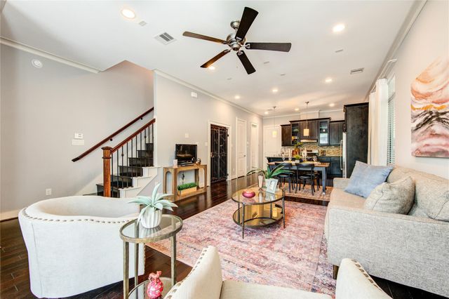 3913 Rose Street, Houston, TX 77007