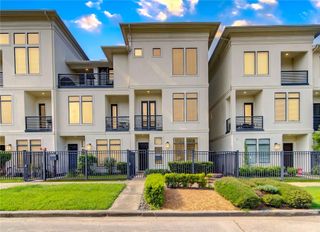 3913 Rose Street, Houston, TX 77007