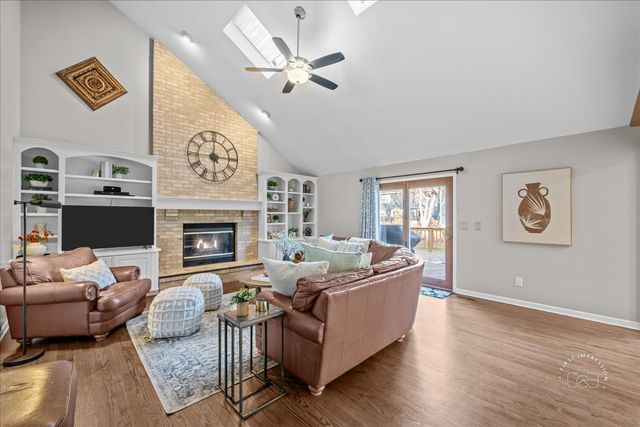 1271 Herrington Road, Geneva, IL 60134