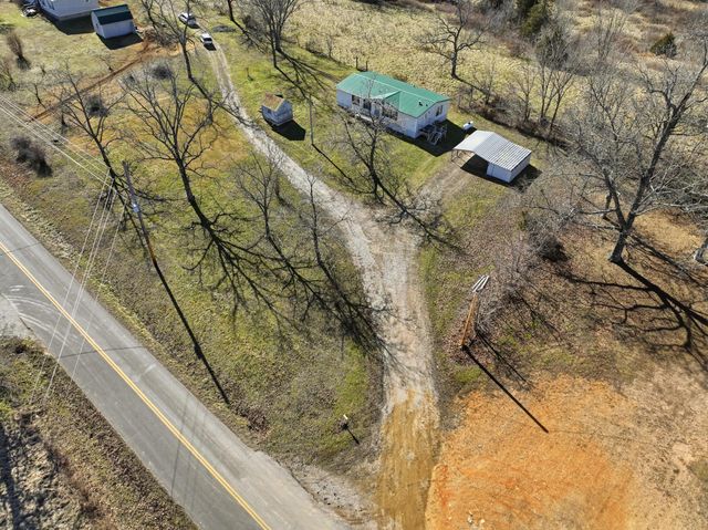 2571 State Route U, Willow Springs, MO 65793