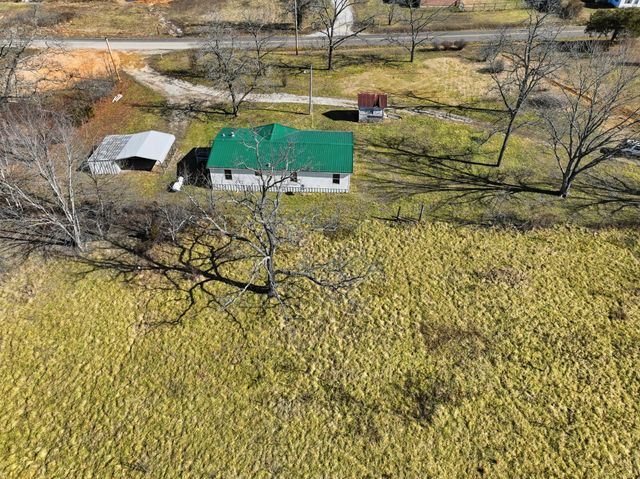 2571 State Route U, Willow Springs, MO 65793