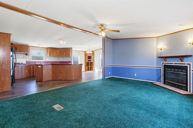 2571 State Route U, Willow Springs, MO 65793