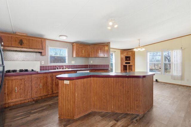 2571 State Route U, Willow Springs, MO 65793