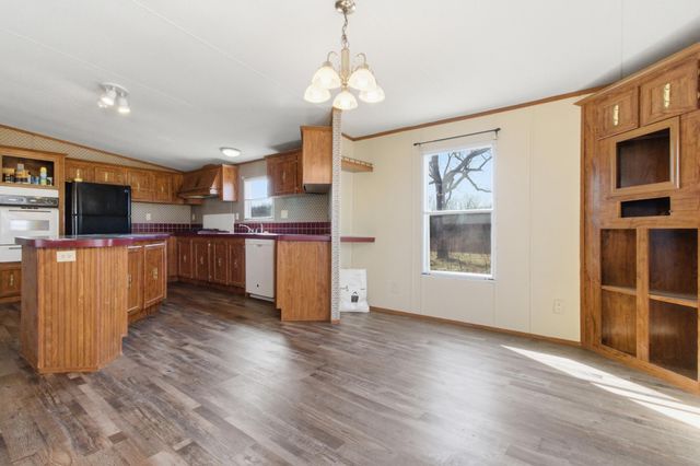 2571 State Route U, Willow Springs, MO 65793