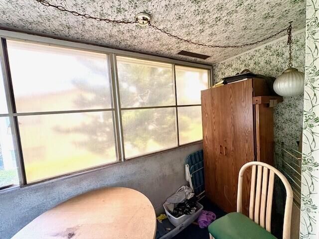 142 Salisbury F, West Palm Beach, FL 33417