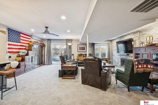 16750 Chutney Drive, Omaha, NE 68136