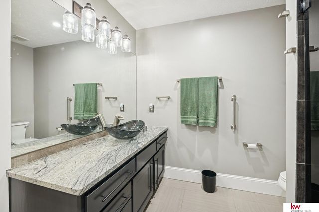 16750 Chutney Drive, Omaha, NE 68136