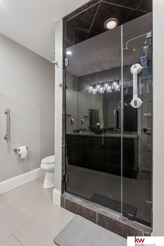 16750 Chutney Drive, Omaha, NE 68136