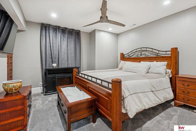 16750 Chutney Drive, Omaha, NE 68136