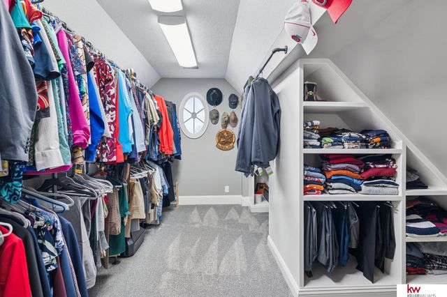 16750 Chutney Drive, Omaha, NE 68136