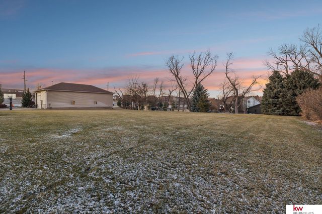 16750 Chutney Drive, Omaha, NE 68136