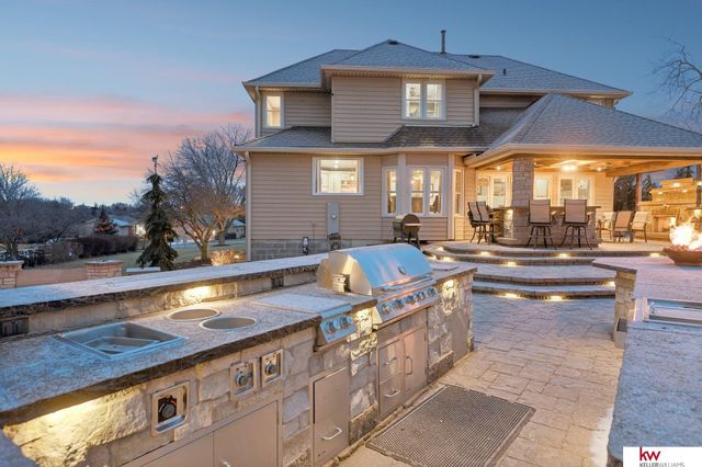 16750 Chutney Drive, Omaha, NE 68136