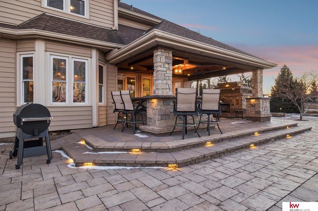 16750 Chutney Drive, Omaha, NE 68136