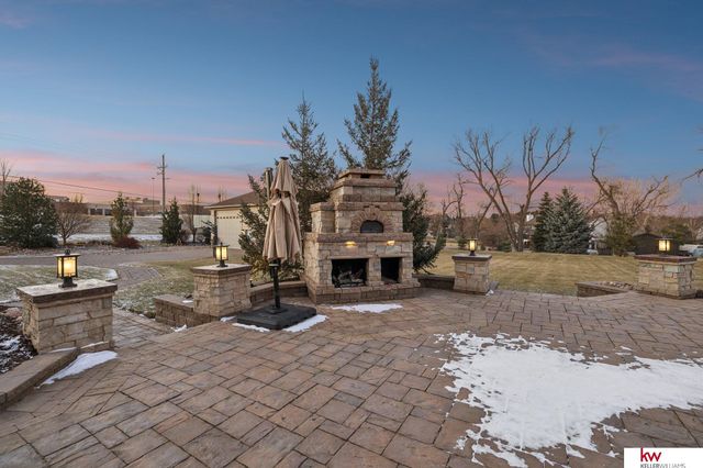 16750 Chutney Drive, Omaha, NE 68136