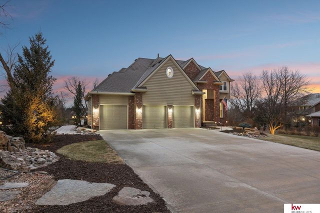 16750 Chutney Drive, Omaha, NE 68136