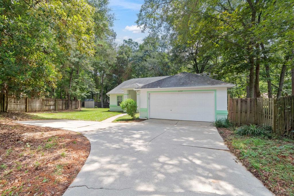 2253 Tuscavilla, Tallahassee, FL 32312