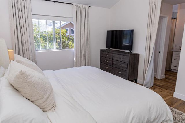 10060 Scripps Vista Way 33, San Diego, CA 92131