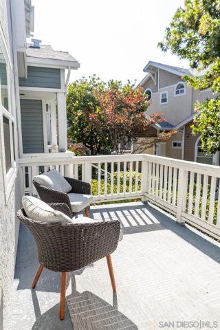 10060 Scripps Vista Way 33, San Diego, CA 92131