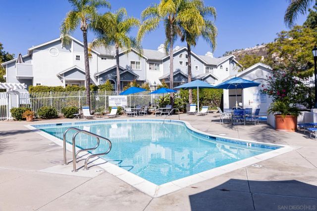 10060 Scripps Vista Way 33, San Diego, CA 92131